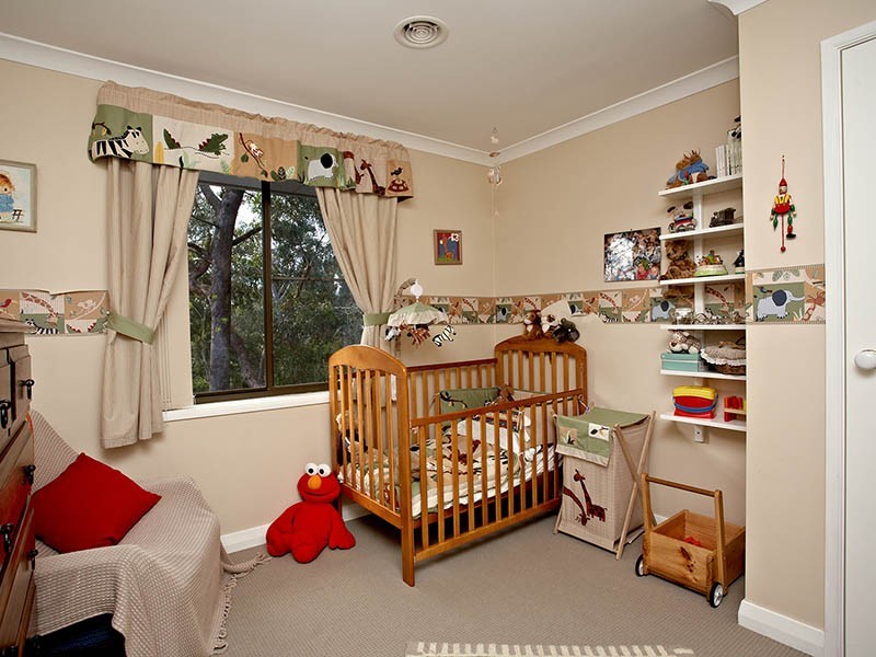 32 Clarence Road, Blackheath NSW 2785