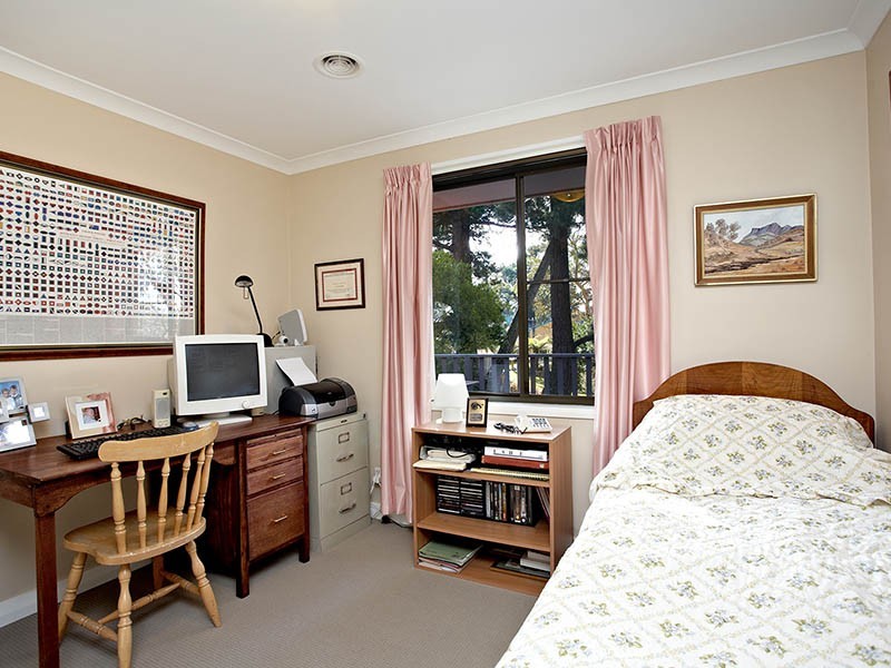 32 Clarence Road, Blackheath NSW 2785
