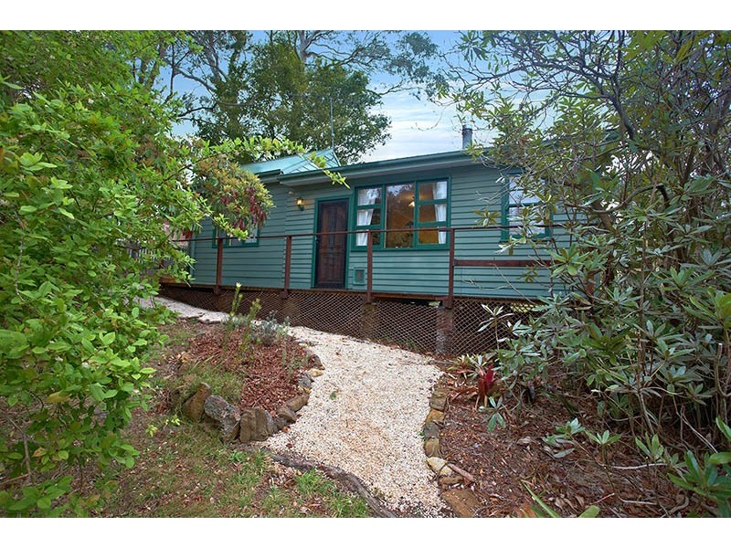 8 Minni Ha Ha Road, Katoomba NSW 2780