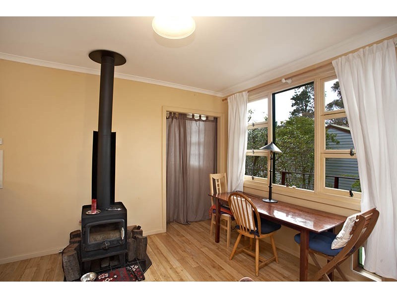 8 Minni Ha Ha Road, Katoomba NSW 2780