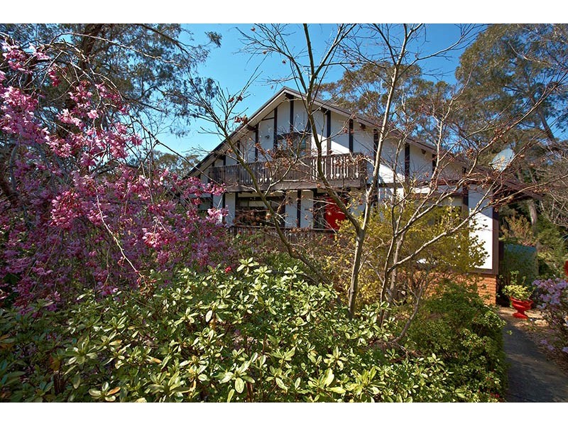 239 Govetts Leap Road, Blackheath NSW 2785