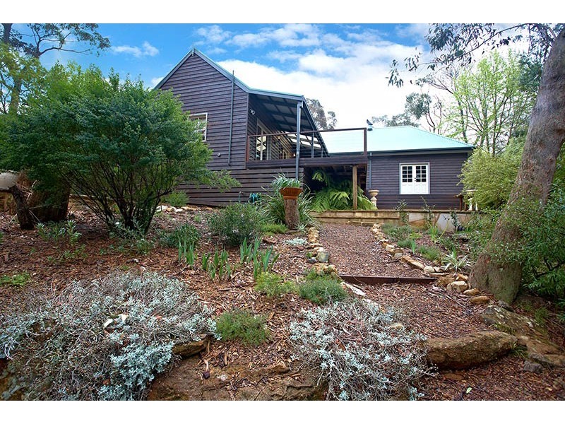 26 Jamieson Street, Wentworth Falls NSW 2782