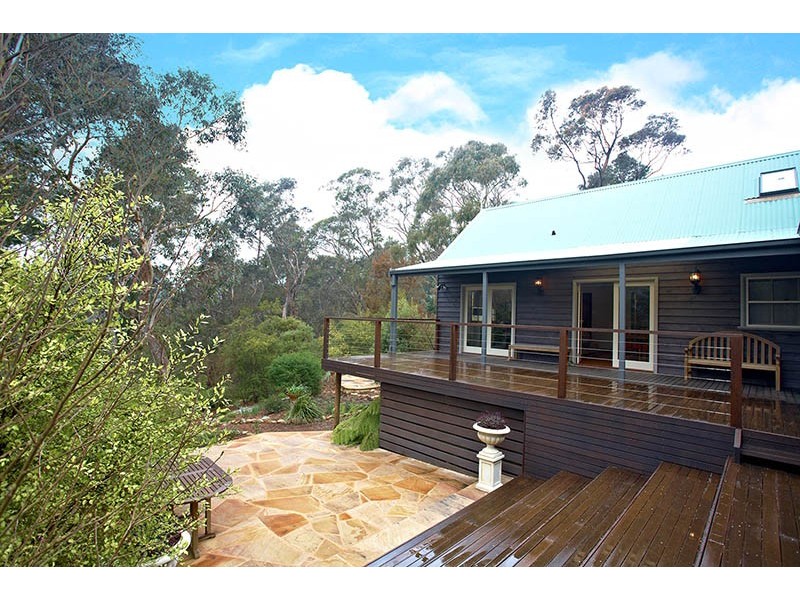 26 Jamieson Street, Wentworth Falls NSW 2782