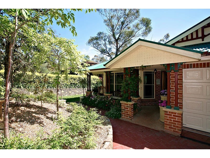 8 Albert Road, Bullaburra NSW 2784