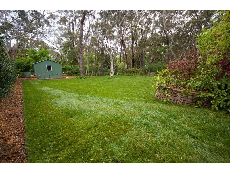 8 Albert Road, Bullaburra NSW 2784