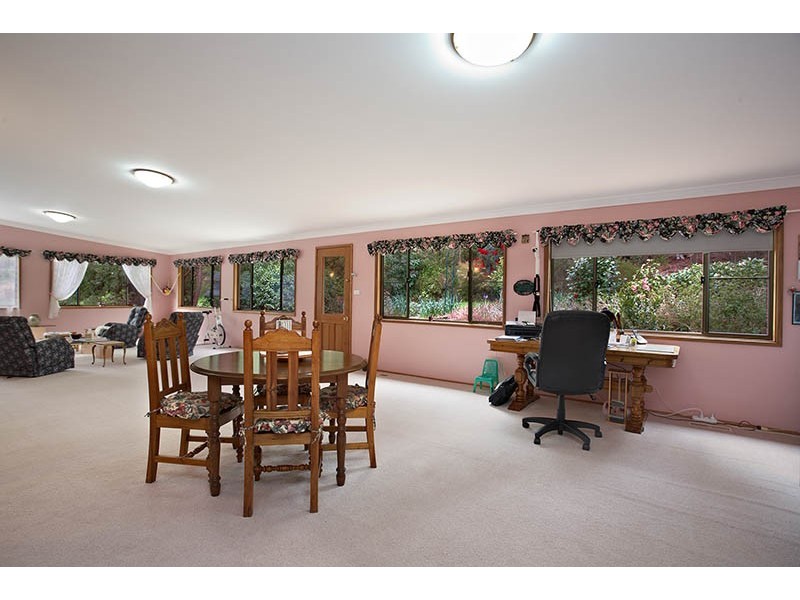 17 Marmion Road, Leura NSW 2780