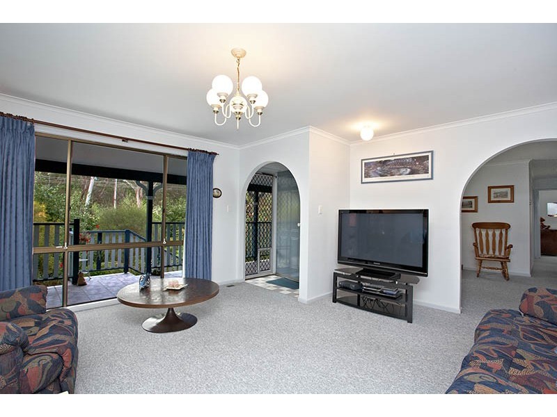 17 Marmion Road, Leura NSW 2780