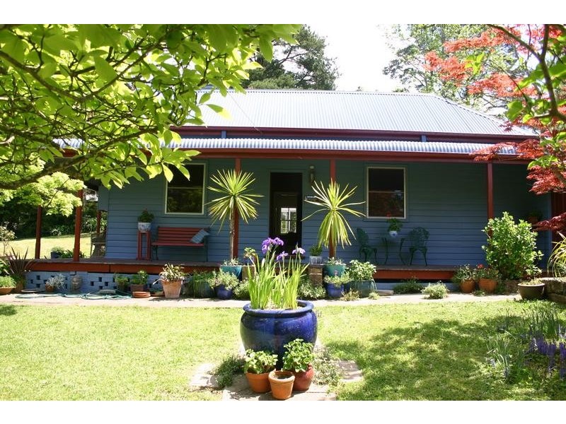 25 Cascade Street, Wentworth Falls NSW 2782
