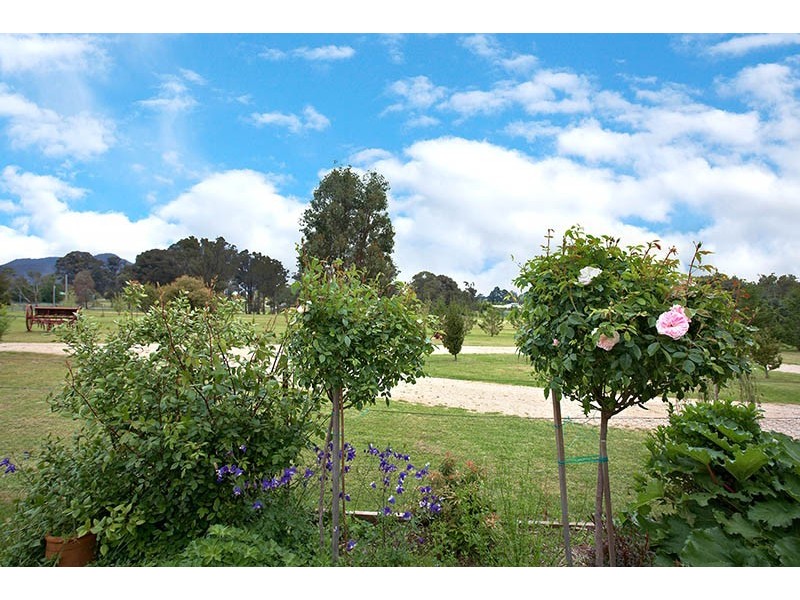 64 Bonny Hills Drive, Little Hartley NSW 2790