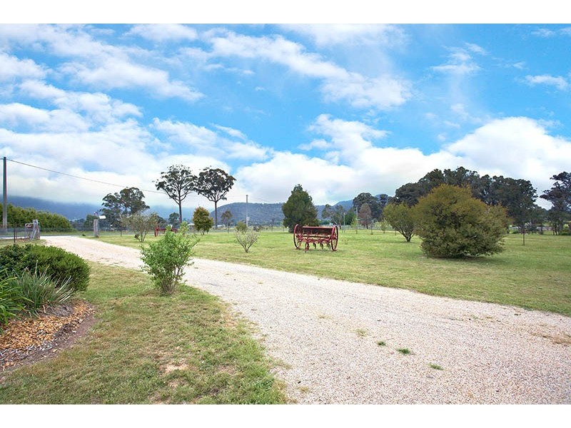 64 Bonny Hills Drive, Little Hartley NSW 2790