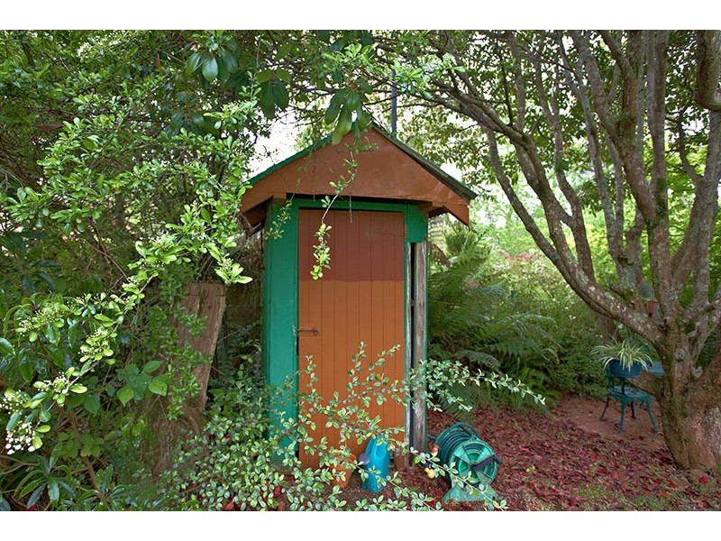 16 Genevieve Road, Bullaburra NSW 2784