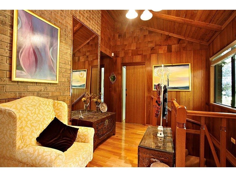 30 Railway Parade, Wentworth Falls NSW 2782