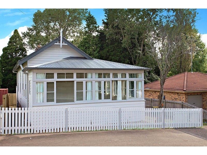 60 Lovel Street, Katoomba NSW 2780