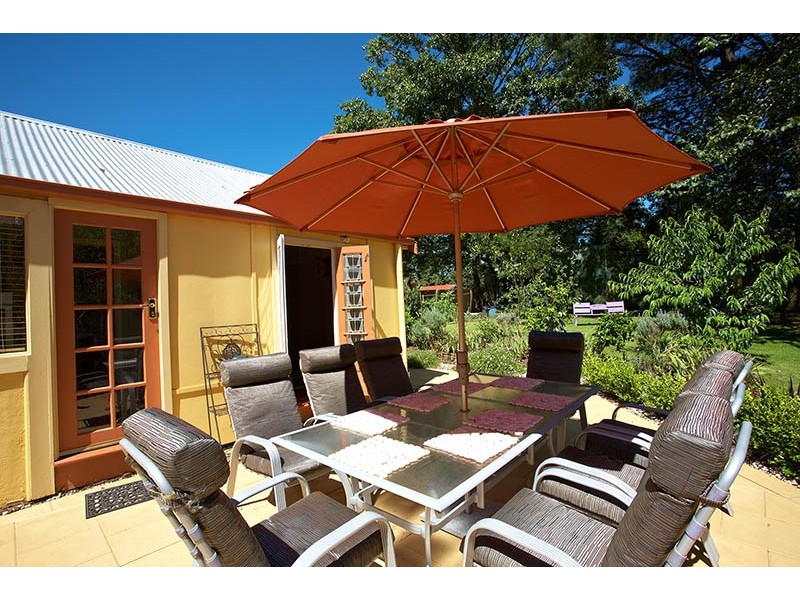 98-100 Wentworth Street, Blackheath NSW 2785