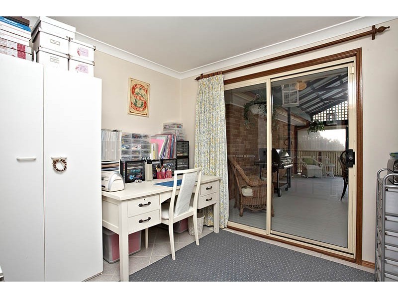 9 Flora Street, Wentworth Falls NSW 2782