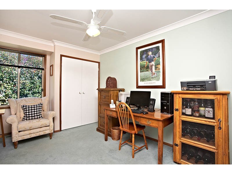 9 Flora Street, Wentworth Falls NSW 2782