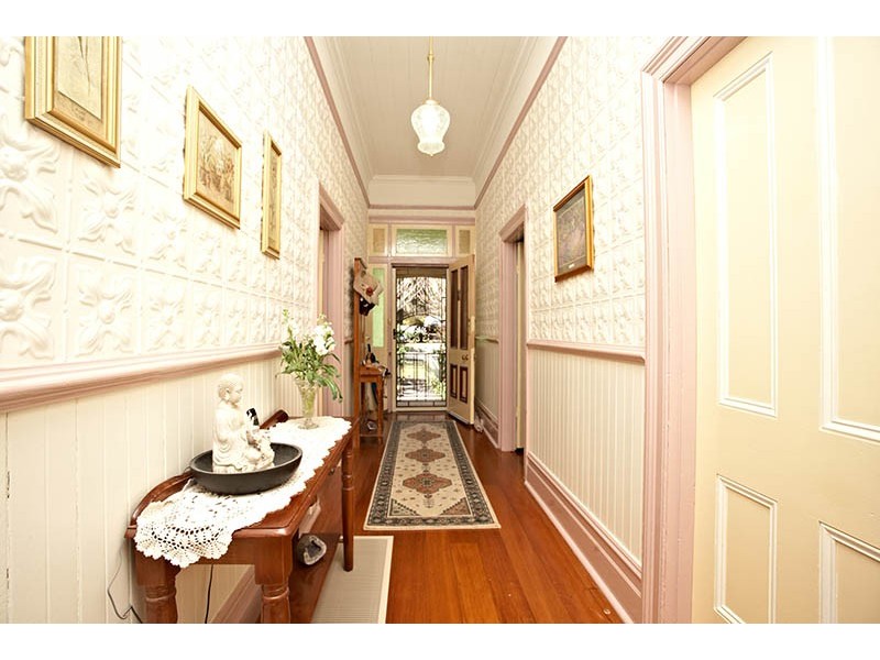 11 Blackheath Street, Leura NSW 2780