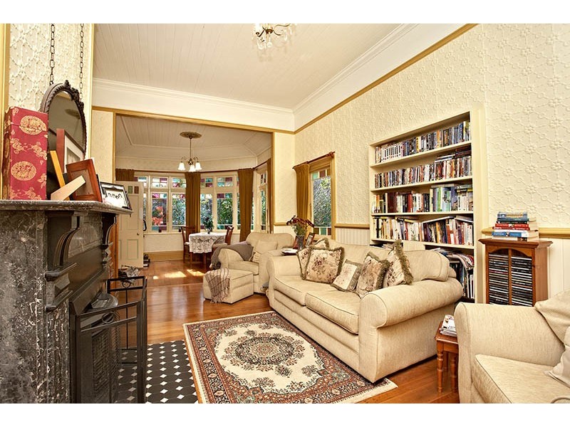 11 Blackheath Street, Leura NSW 2780