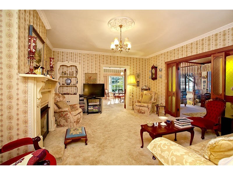 14 Ferguson Ave, Hazelbrook NSW 2779