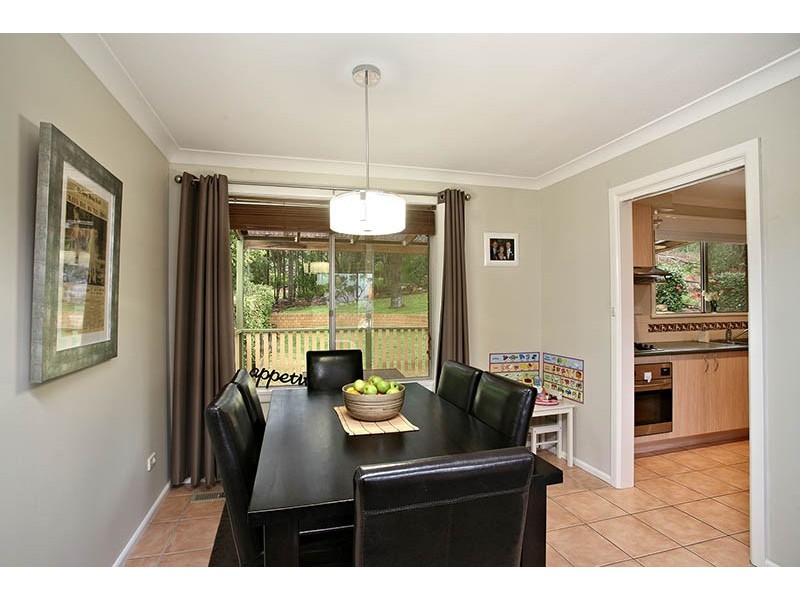 18 Panorama Crescent, Wentworth Falls NSW 2782