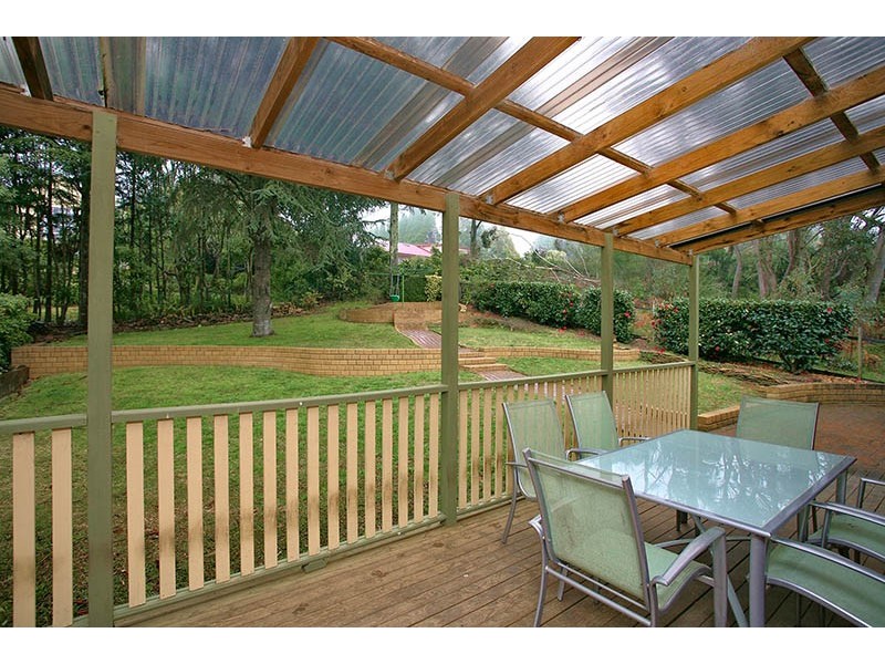 18 Panorama Crescent, Wentworth Falls NSW 2782