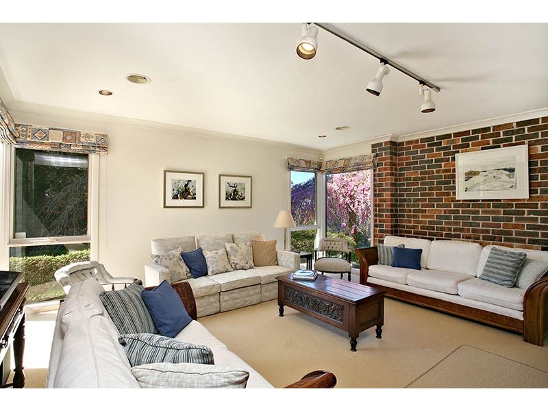 29 Brentwood Ave, Blackheath NSW 2785