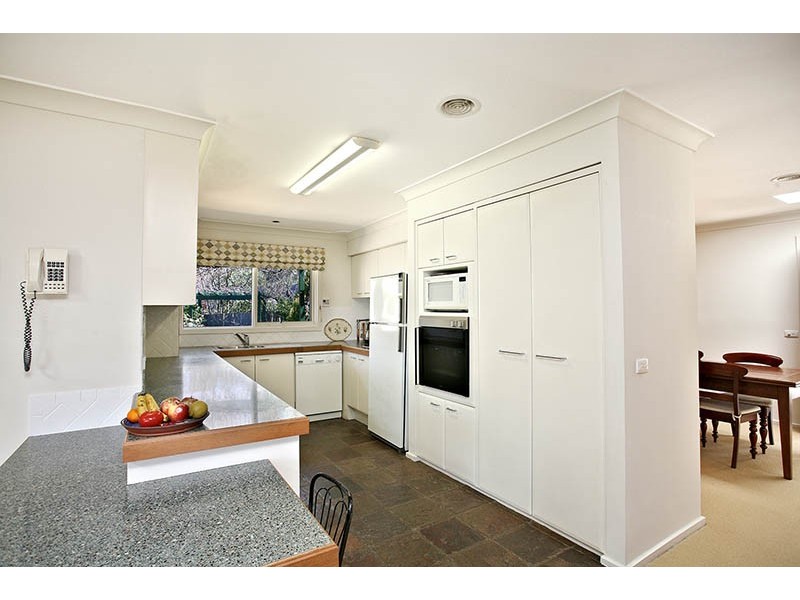 29 Brentwood Ave, Blackheath NSW 2785