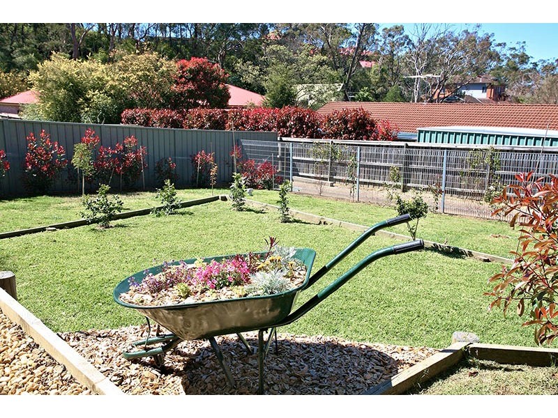 17 Roberts Road, Lawson NSW 2783