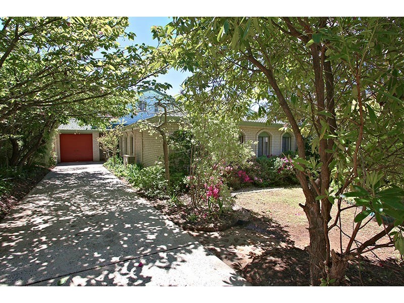 26 Claines Crescent, Wentworth Falls NSW 2782