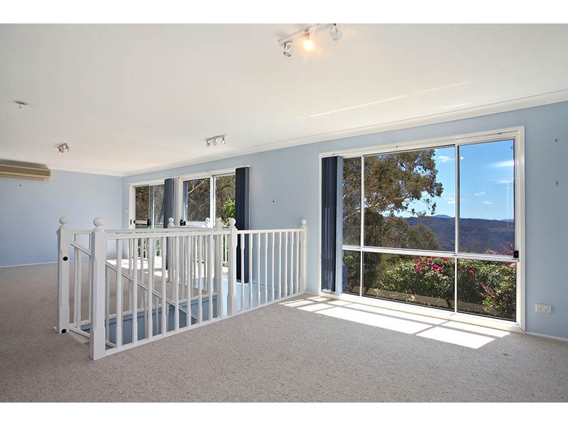 26 Claines Crescent, Wentworth Falls NSW 2782