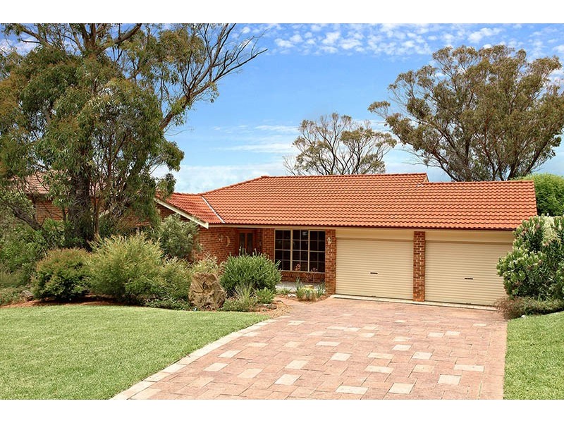 6 Bass Road, Wentworth Falls NSW 2782
