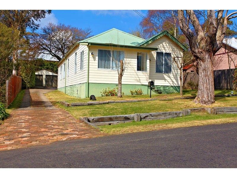 3 Harvey Street, Katoomba NSW 2780