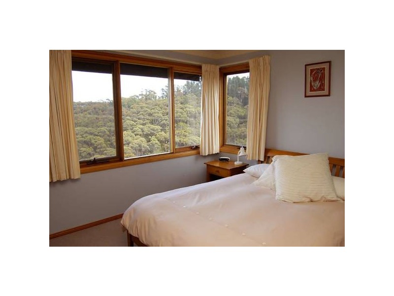 14 Gordon Avenue, Blackheath NSW 2785