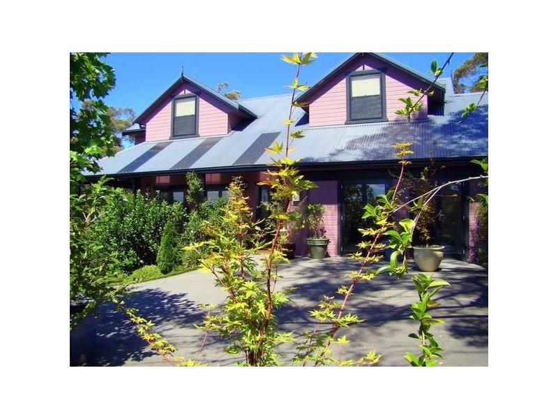 143 Craigend Street, Leura NSW 2780