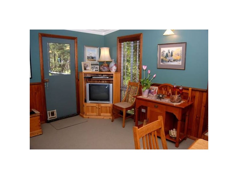 10 Third Street, Blackheath NSW 2785