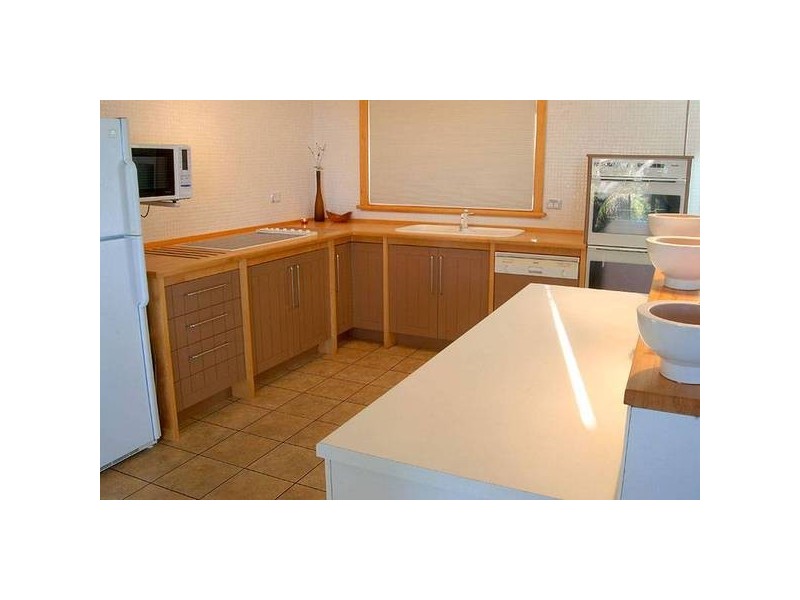84a Tablelands Rd, Wentworth Falls NSW 2782