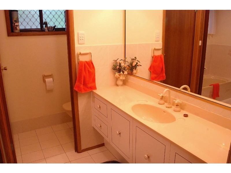 68 Pritchard Street, Wentworth Falls NSW 2782