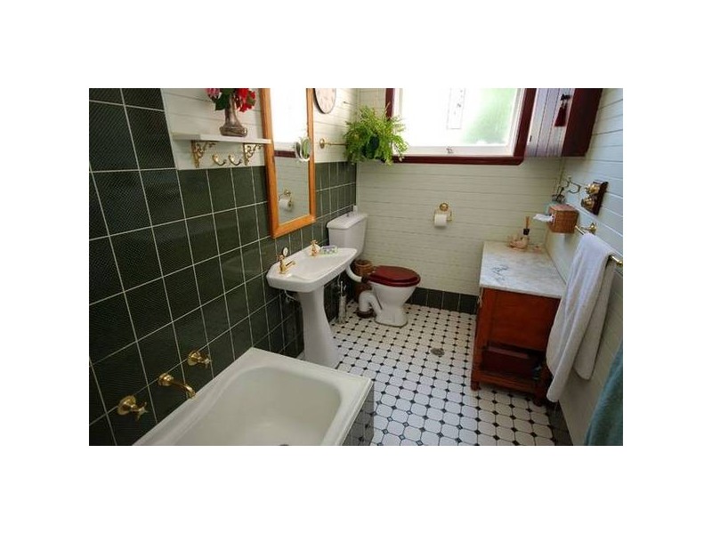 1 West Street, Wentworth Falls NSW 2782