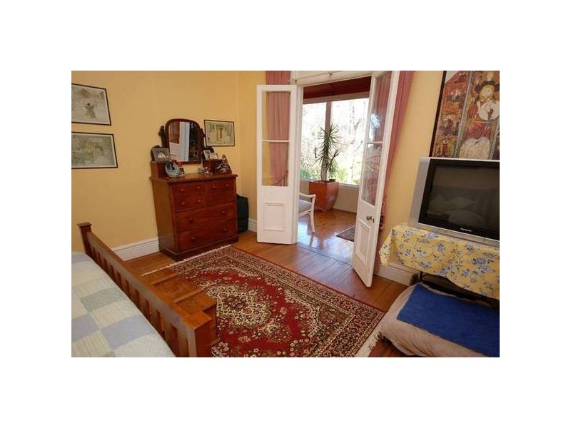 1 West Street, Wentworth Falls NSW 2782