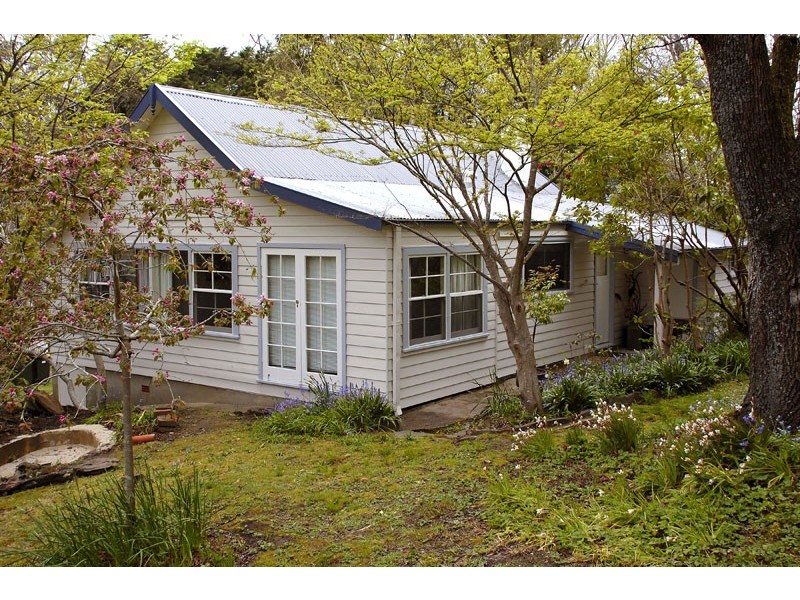 29 St Andrews Avenue, Leura NSW 2780