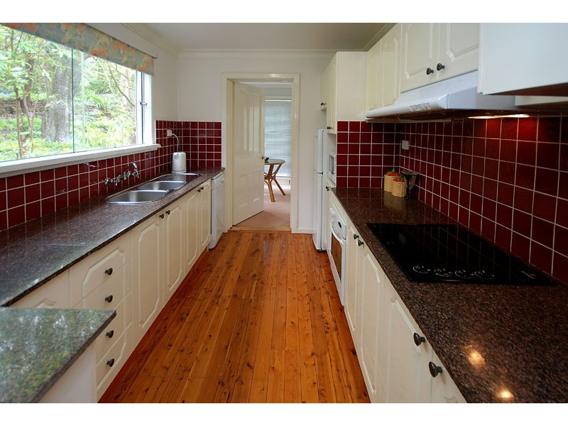 29 St Andrews Avenue, Leura NSW 2780