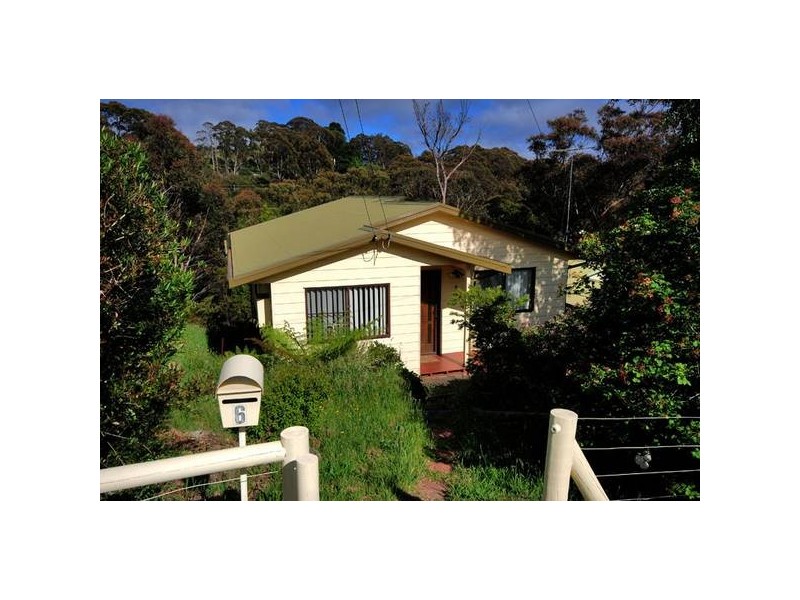6 Eunoe Street, Katoomba NSW 2780