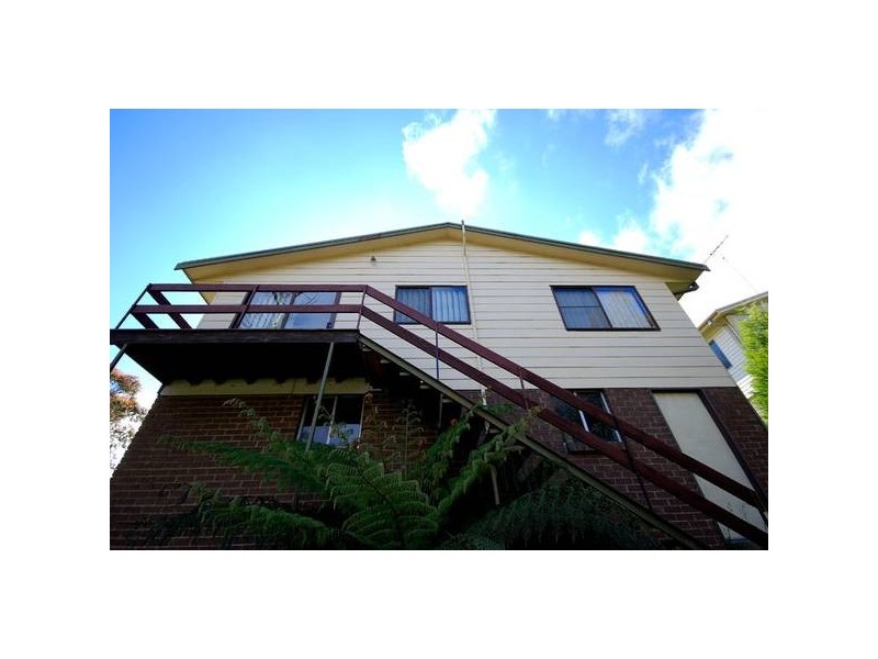 6 Eunoe Street, Katoomba NSW 2780