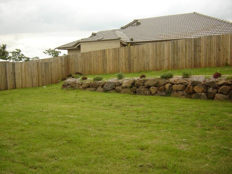 16 Pairs Pde, Ormeau QLD 4208