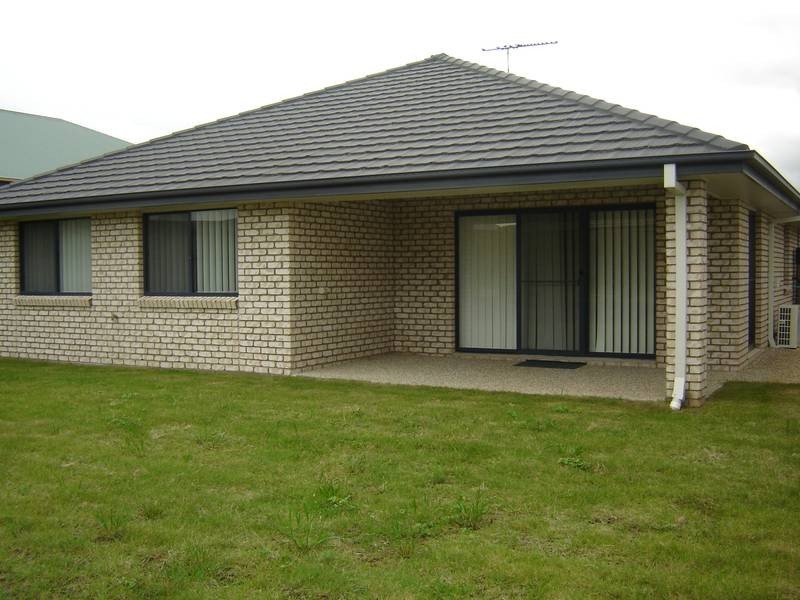 16 Pairs Pde, Ormeau QLD 4208