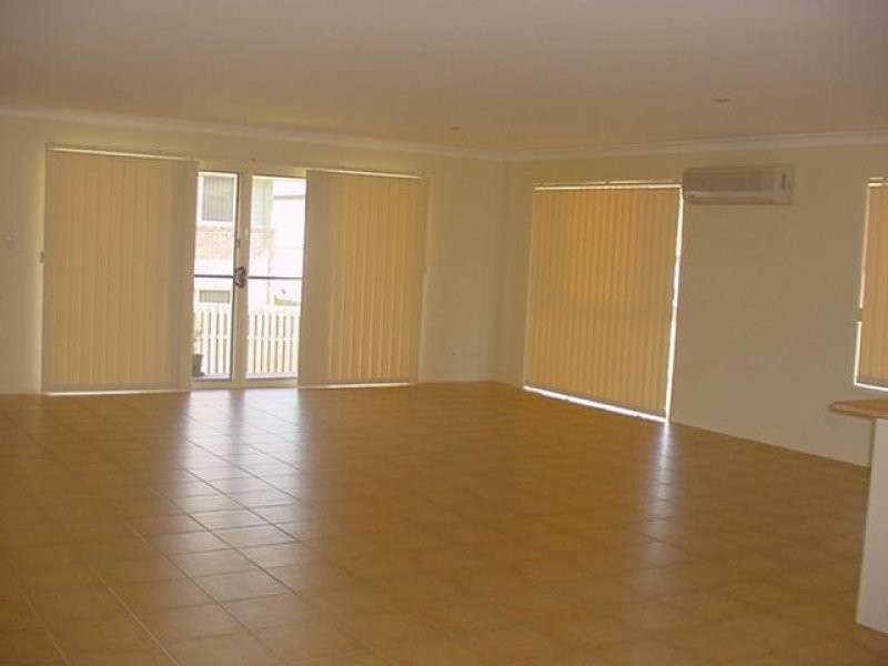 55 Philben Drive, Ormeau QLD 4208