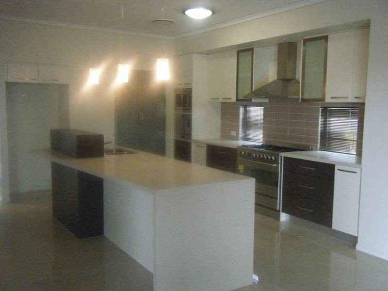 40 Marina Pde, Jacobs Well QLD 4208