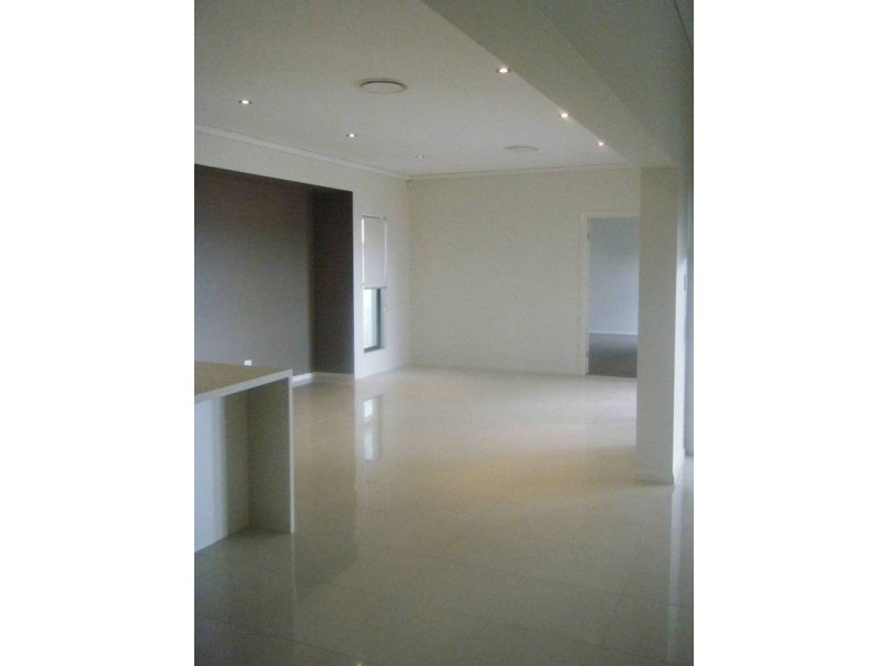 40 Marina Pde, Jacobs Well QLD 4208