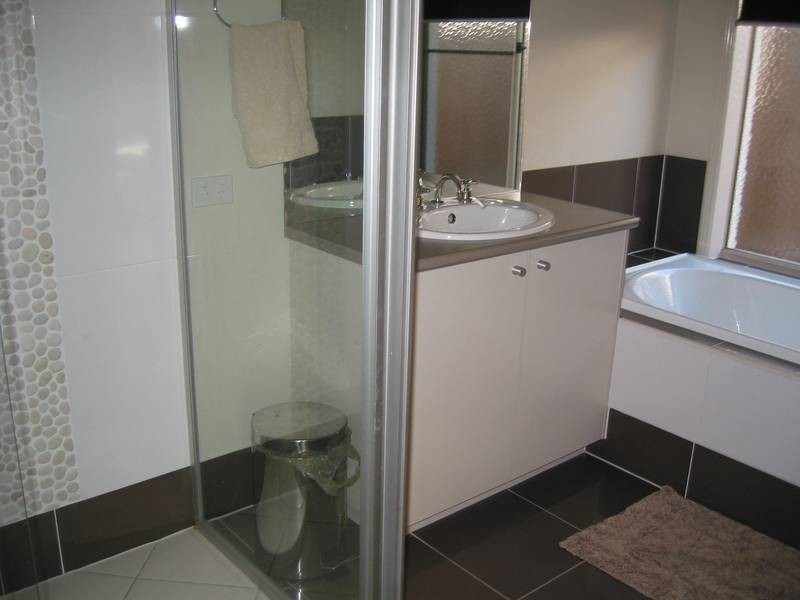 8 Tarella Court, Ormeau QLD 4208