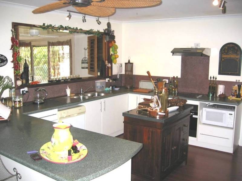 17 Chiffley, Arundel QLD 4214